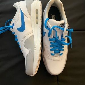 Nike air max. White-NIKE ID. Worn twice.
